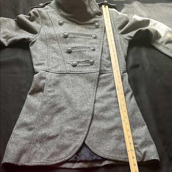 Zara Basic Double-Breasted Coat - Picture 16 of 16